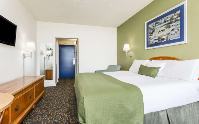 Travelodge by Wyndham Outer Banks/Kill Devil Hills