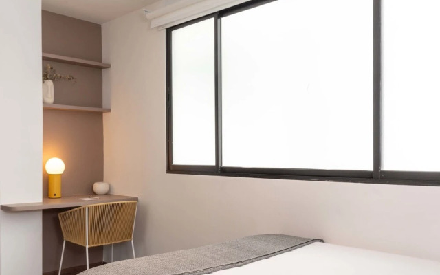 w Impressive 3BR With Balcony in Laureles