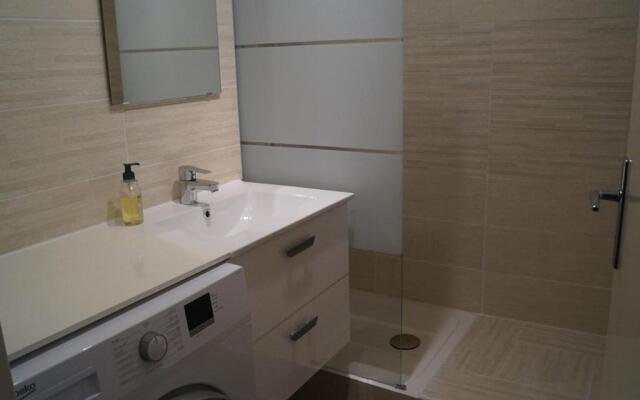 Appartement Enchastrayes, 1 pièce, 4 personnes - FR-1-165A-22