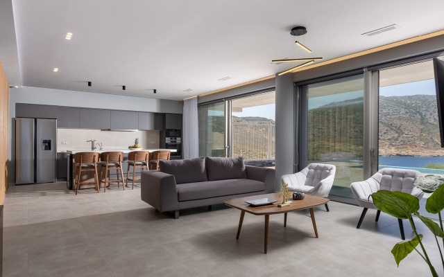 Rock Bay Villas Crete