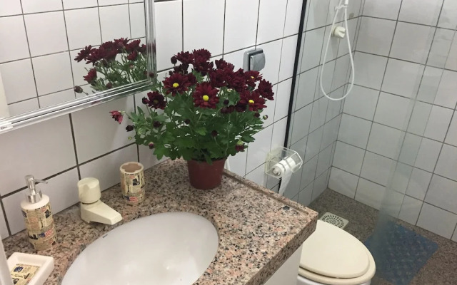 Apartamento mobiliado pertinho beira mar