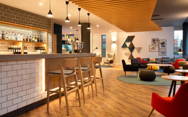 Holiday Inn Express Cheltenham by IHG