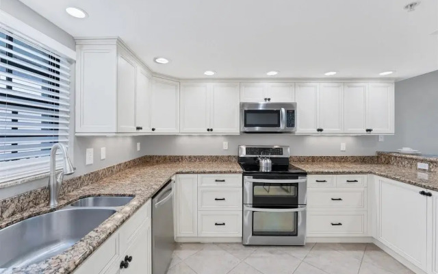 50 Meredith Drive #7