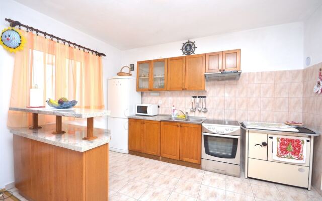 Apartments Mirta