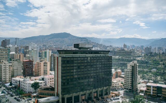 Hotel Luxstone Executive Suites