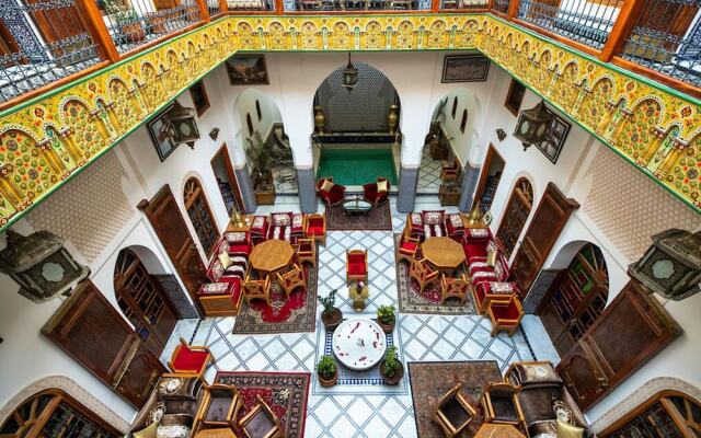 Room in B&B - Riad Authentic Palace & Spa - Al Yacout
