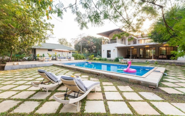 ELIVAAS Casa Mocha Exquisite 5BHK Villa