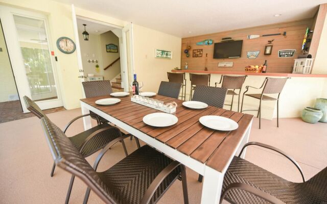 Dolphin House Apartment 3