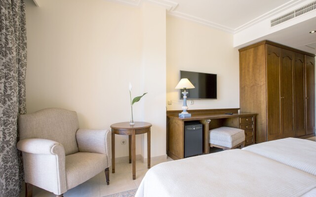 Hipotels Barrosa Garden Hotel
