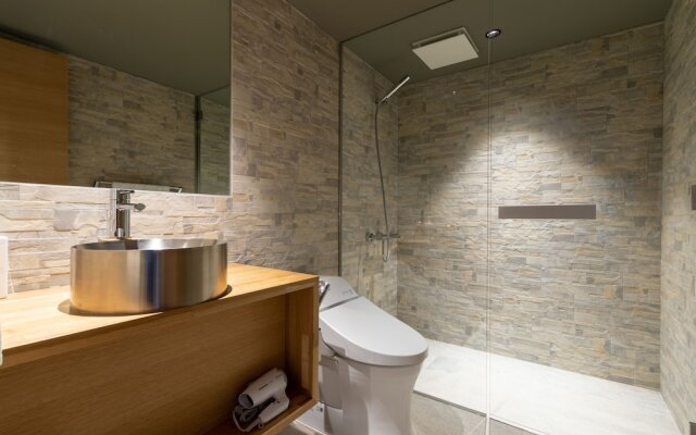 Hideaway on Escarpment by H2 Life