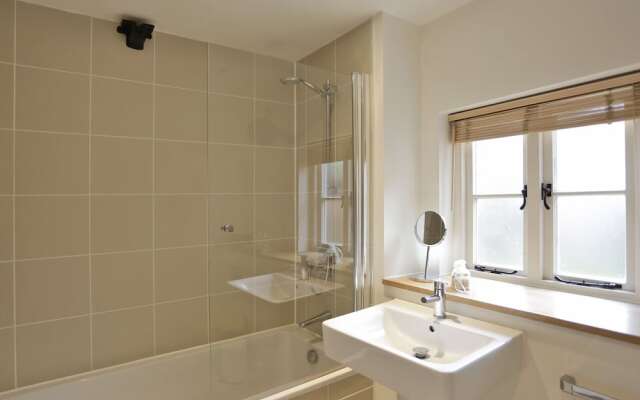 Stylish Holiday Home in Snape With Garden