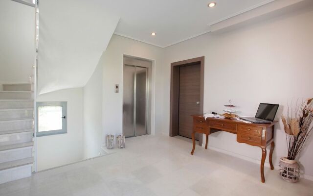 Zante Suites