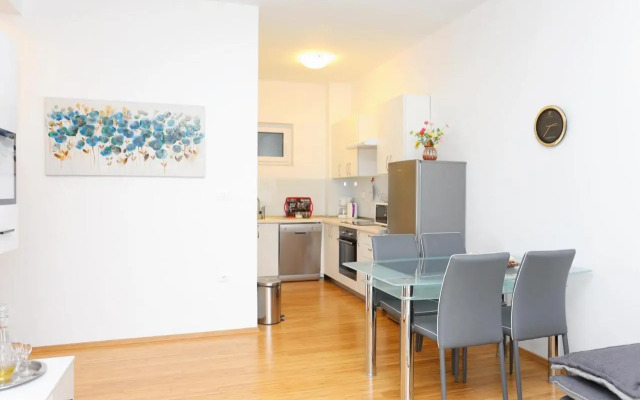Apartments by the sea Trogir - 16210