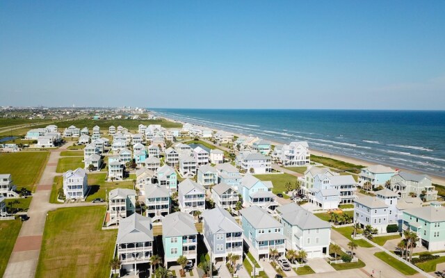 Seafoam House