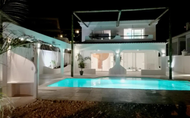 VILLA8