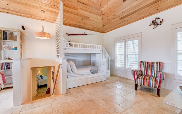 Sea Spray Beach House by Vtrips