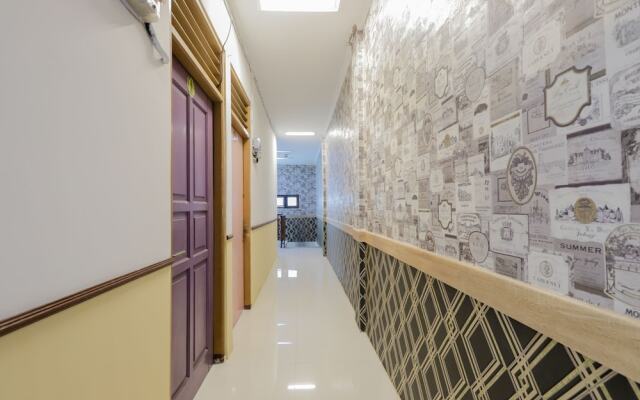 Oyo 878 Loka Indah Residence