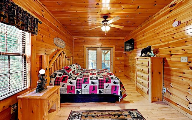 1268 Sevierville - 4 Br Cabin