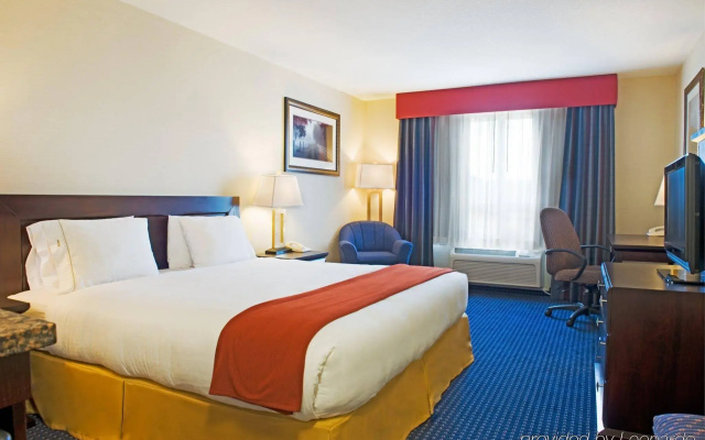 Holiday Inn Express Hotel & Suites Edson by IHG