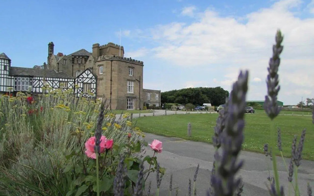 Leasowe Castle Hotel