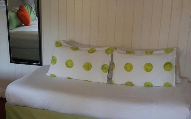 Joes Waterhole Hotel