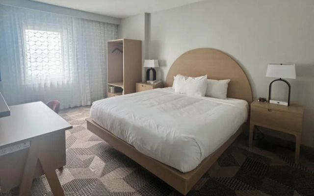 Miami International Airport Hotel