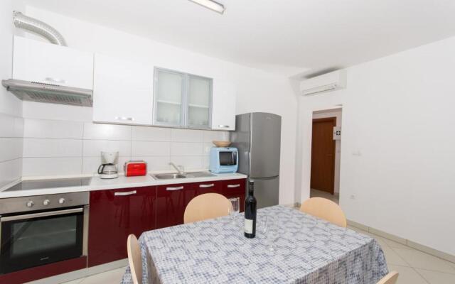 Apartment Lara Iva