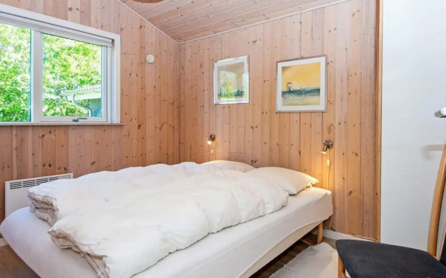 6 Person Holiday Home in Tarm