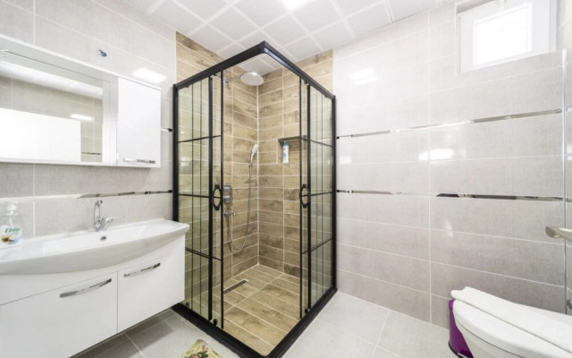 Marvelous Conservative Villa in Muratpasa