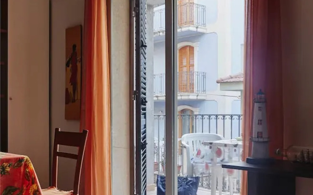 Sabbia1 CaseSicule, Apartment in the City Center and beside the Main Square, Beach at 100 m, Wi-Fi