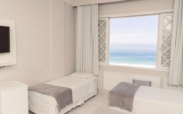 CLH SUITES Copacabana Domingos Ferreira