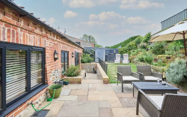 Host Stay Rupert s Barn