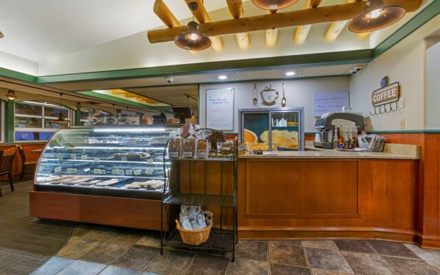 Best Western Plus Clocktower Inn