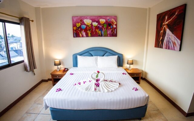 Rico's Patong Residence