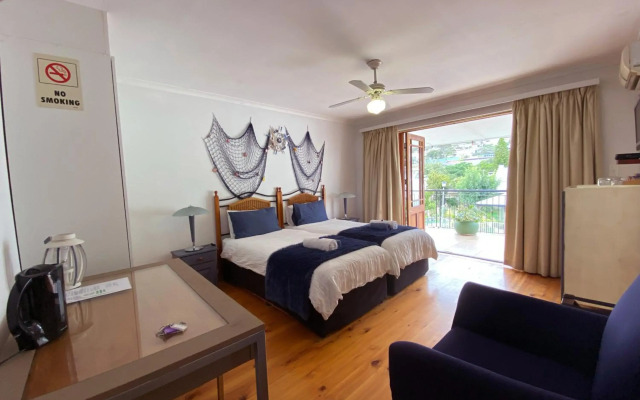 Le Bay Lodge