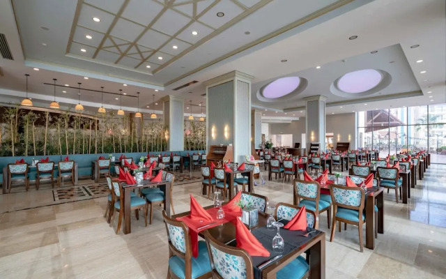 Euphoria Aegean Resort & Spa (Halal Hotel)