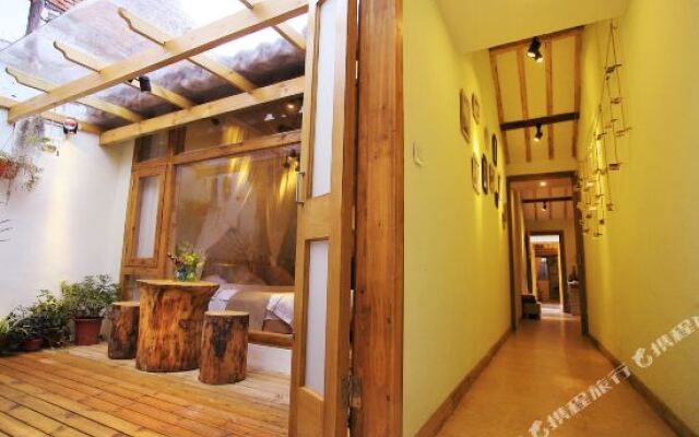 Muzi Photographic Art Design Hotel