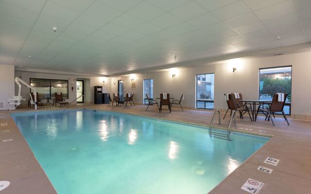 Hampton Inn Kent/Akron Area