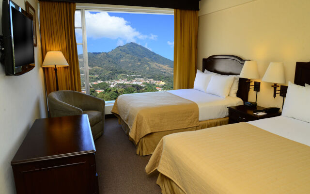Plaza Hotel and Suites