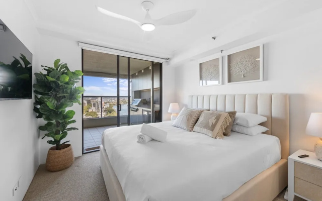Stylish Brisbane City Stay With Bbq, Pool & Gym – Guest Rooms – Brisbane