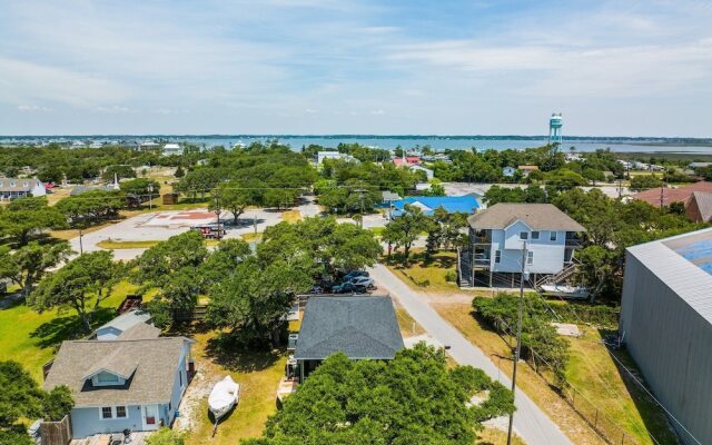 Mi Faro 2 Bedroom Duplex by Redawning