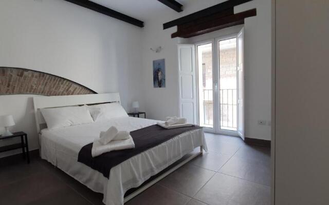 Belle Donne Apartment