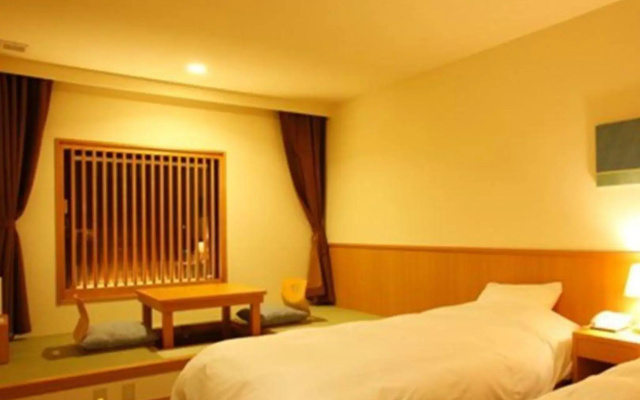 Bayside Square Kaike Hotel