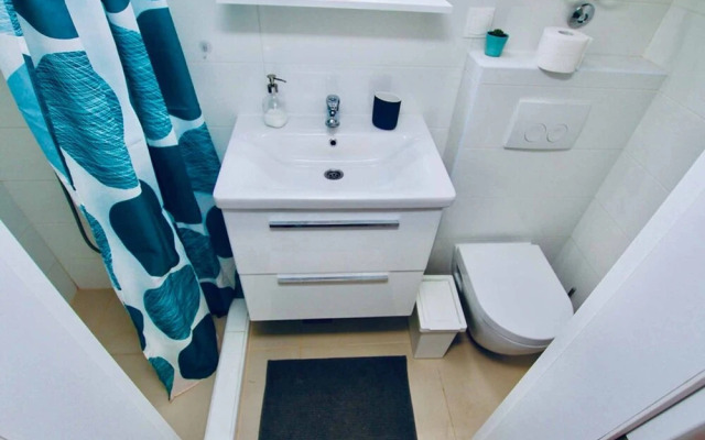 Dalmatian White Shell Apartment