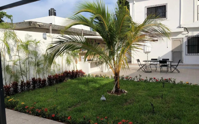 Vacation Rental - Standard Room at Casa Cocoa