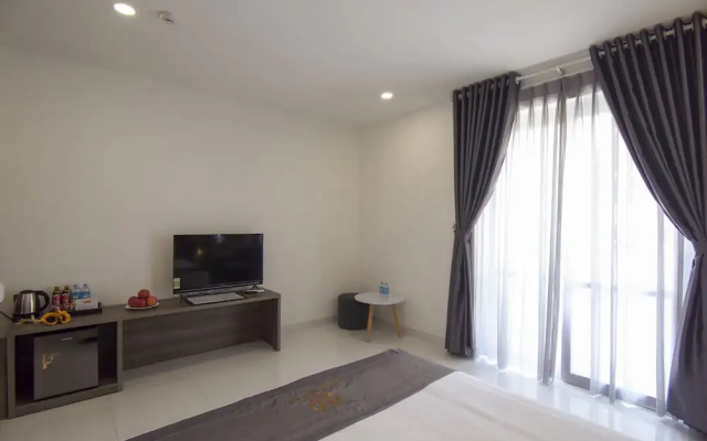 Hera Hotel