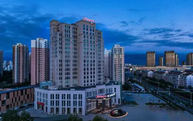 Hampton by Hilton Tianjin Haijiao Park National Convention and Exhibition Center