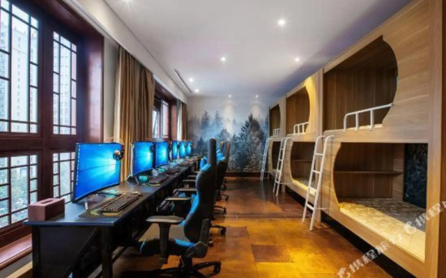 Zeyun Hotel