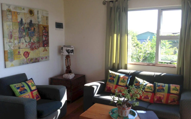 Buccaneers Backpackers