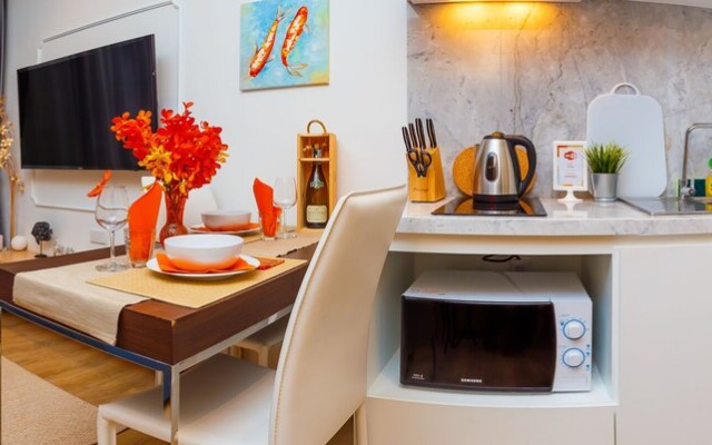 Aristo 2 Beach Front - by Holy Cow 413